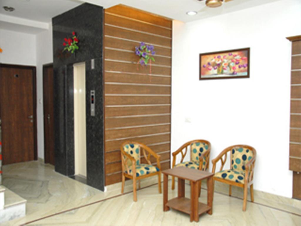 Hotel Holiday Comfort Amritsar Exterior foto